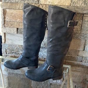 Grey, knee leather boots, size 7.5m